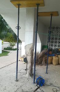 Reforma columnas, pilares en vivienda en Castellón por humedad